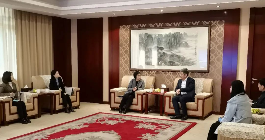 萧山区政协黄主席一行走访乐动买球_乐动买球（中国）
集团