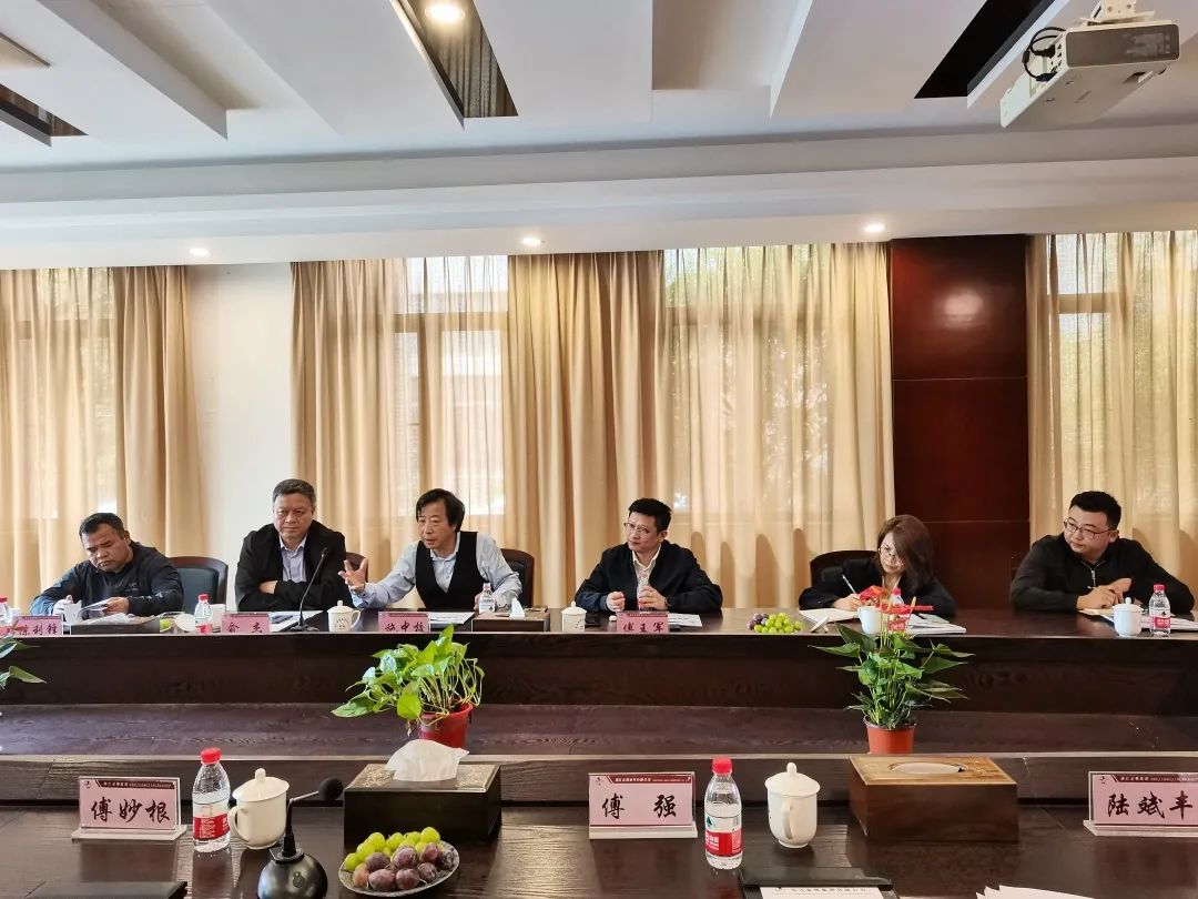 众安集团考察团一行走访乐动买球_乐动买球（中国）
集团
